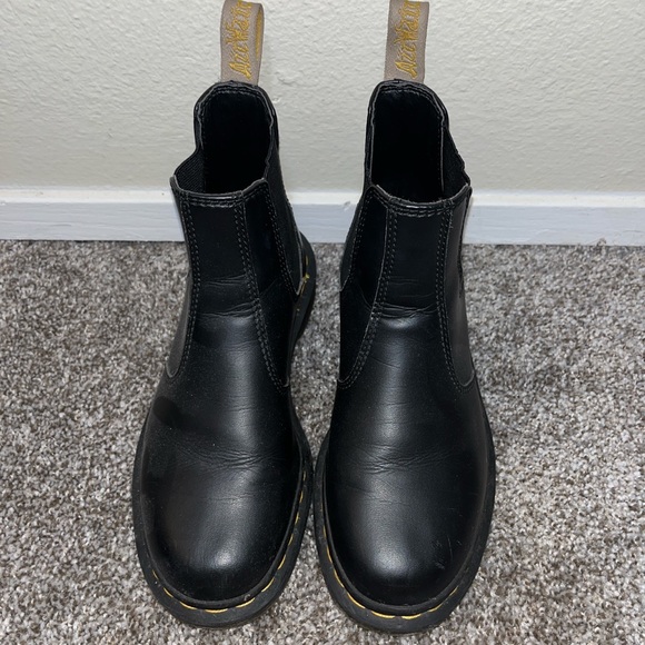Doc Martens Chelsea Boots - Picture 2 of 3